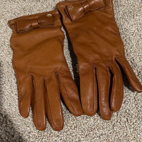 Tory Burch Brown Leather Gloves with Bow Detail - Picture 4 of 8